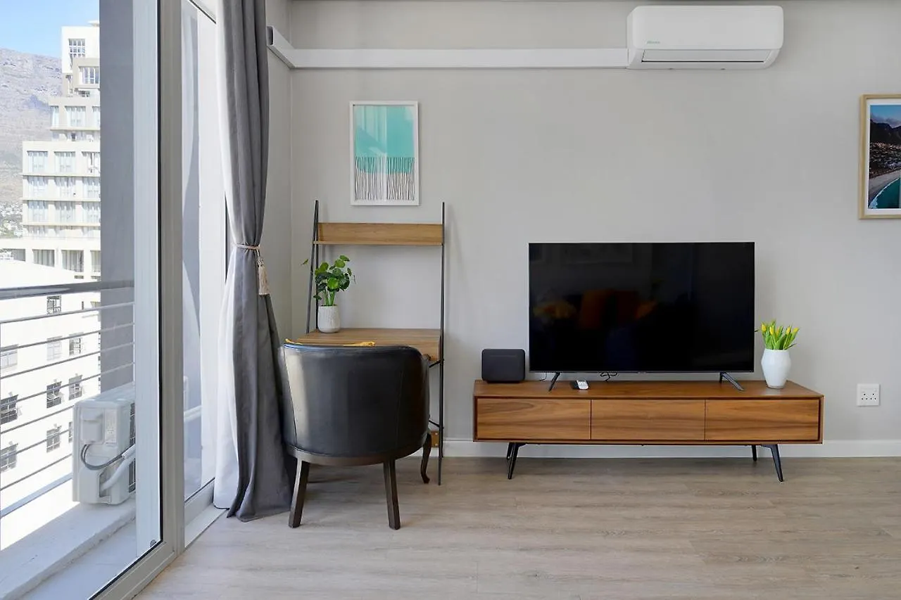 Zara - Luxurious 1 Bed, City & Mountain Views In City Centre Kapstadt Apartment
