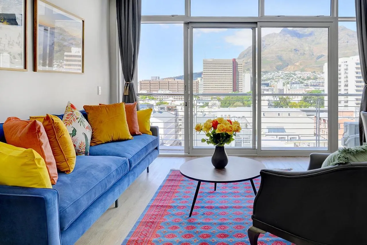 Zara - Luxurious 1 Bed, City & Mountain Views In City Centre Kapstadt 0*,  Südafrika